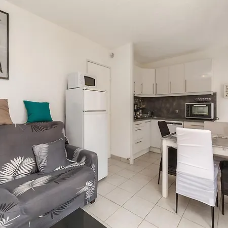 Family-friendly Apt In Apartment Agde