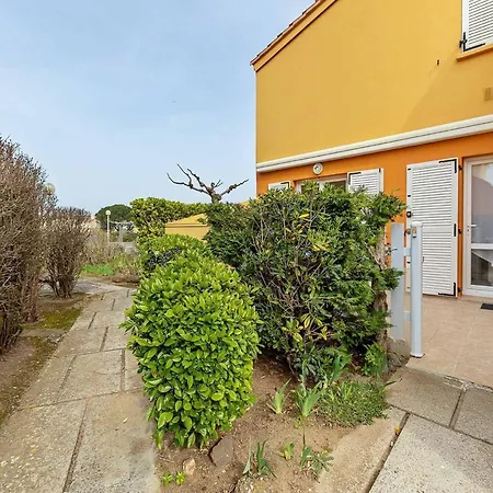Apartment Family-friendly Apt In Agde